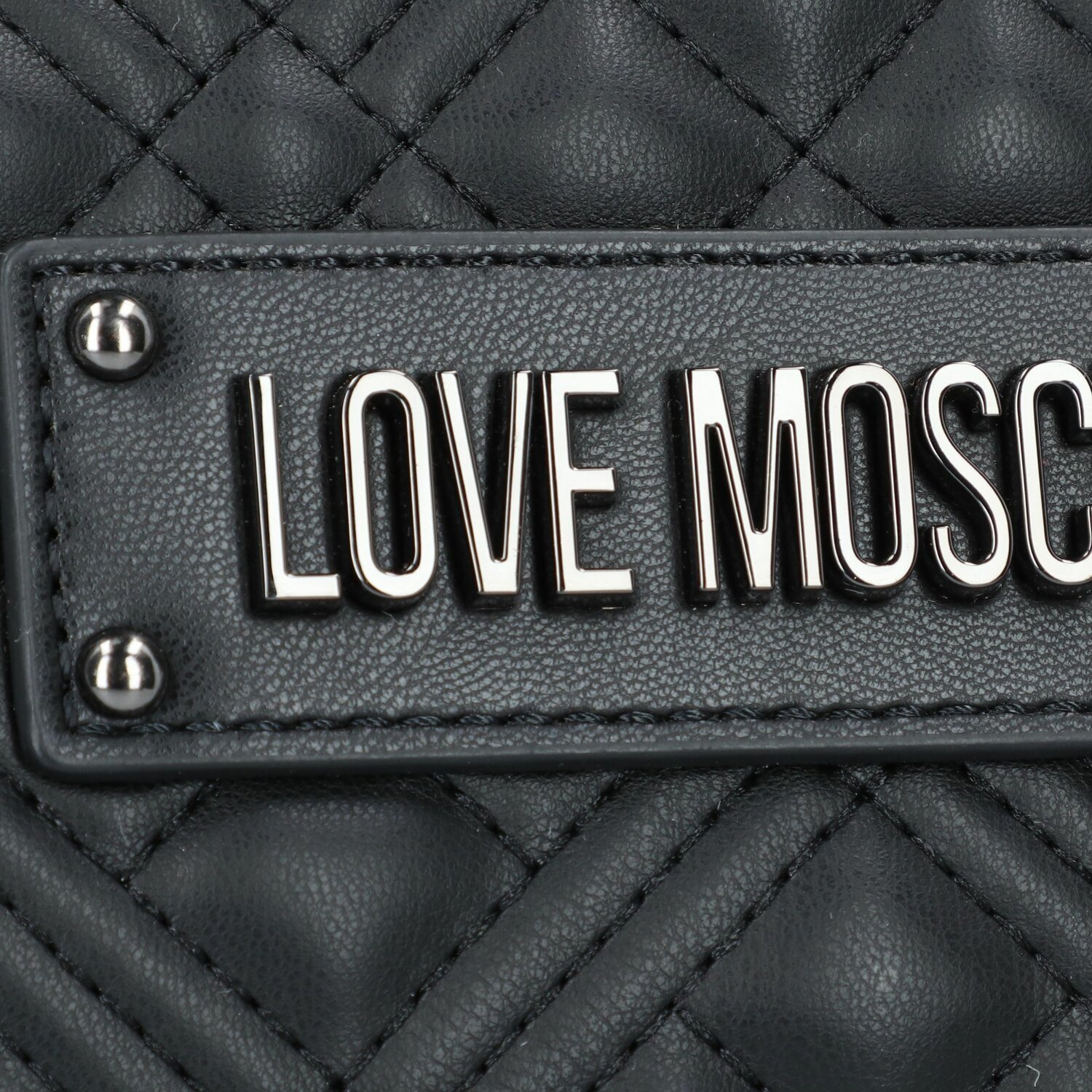 Love moschino discount es buena marca